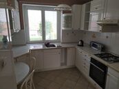 Mezonet 4+kk 118m2 (samostatné patro RD), P6-Břevnov (Bílá Hora), Malobřevnovská, cena 25000 CZK / objekt / měsíc, nabízí TRINITY reality