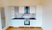 Bydlení s atmosférou: 2+kk s balkónem a výhledem na Vyšehrad, cena 22000 CZK / objekt / měsíc, nabízí Real Agency 360