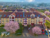 Prodej nádherného bytu 4+kk/3+1 o celkové výměře 129 m2 v Praze - Kunraticích - ul. U Zeleného ptáka, cena 15900000 CZK / objekt, nabízí 