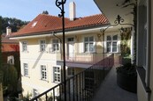 Pronájem bytu 4+1, 170 m2 Praha 1 Malá Strana, Vlašská, cena 79000 CZK / objekt / měsíc, nabízí ATLAS reality