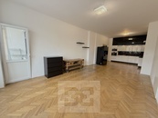 Pronájem bytu 4+kk 96 m2, Praha - Vinohrady, cena 35000 CZK / objekt / měsíc, nabízí 