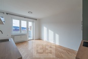 Pronájem bytu 3+kk 60 m2, Praha - Hloubětín, cena 26500 CZK / objekt / měsíc, nabízí Bohemian Estates International s.r.o.