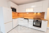 Pronájem bytu 2+kk 39 m2, Praha - Dejvice, cena 22000 CZK / objekt / měsíc, nabízí Bohemian Estates International s.r.o.