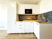 Pronájem byty 1+kk, 22 m2 - Praha - Chodov, cena 15900 CZK / objekt / měsíc, nabízí Bohemian Estates International s.r.o.