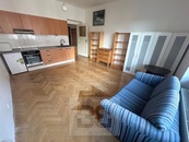 Pronájem bytu 1+kk 28 m2, Praha - Nusle, cena 14500 CZK / objekt / měsíc, nabízí Bohemian Estates International s.r.o.