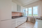 Pronájem byty 3+1, 101 m2 - Praha - Vinohrady, cena 18900000 CZK / objekt, nabízí 