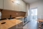 Pronájem bytu 1+1 33 m2, Praha - Žižkov, cena 19900 CZK / objekt / měsíc, nabízí Bohemian Estates International s.r.o.