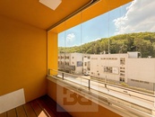 Nový 2+kk s lodžií v Praze 5 - Klamovka, cena 21900 CZK / objekt / měsíc, nabízí Bohemian Estates International s.r.o.