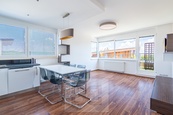 Pronájem byty 3+kk, 70 m2 - Praha - Velká Chuchle, cena 31000 CZK / objekt / měsíc, nabízí Bohemian Estates International s.r.o.