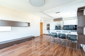 Pronájem byty 3+kk, 70 m2 - Praha - Velká Chuchle, cena 31000 CZK / objekt / měsíc, nabízí Bohemian Estates International s.r.o.