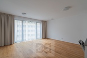 Pronájem bytu 1+kk 43 m2, Starokošířská, Praha - Košíře, cena 20900 CZK / objekt / měsíc, nabízí Bohemian Estates International s.r.o.