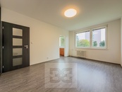Pronájem bytu 1+kk 31 m2, Praha - Háje, cena 16900 CZK / objekt / měsíc, nabízí Bohemian Estates International s.r.o.