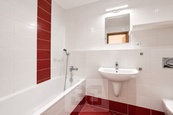 Prodej bytu 1+kk 31 m2 s terasou 25 m2, Praha - Zličín, cena 6140000 CZK / objekt, nabízí 