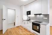 Prodej bytu 1+kk 40 m2, Starokošířská, Praha - Košíře, cena 7916900 CZK / objekt, nabízí 