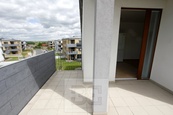 Prodej bytu 2+kk s balkonem, garážovým stáním a sklepem | Zličínský Dvůr, Praha 5, cena 9990000 CZK / objekt, nabízí 