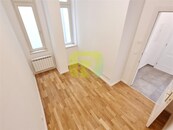 Nově zrekonstruovaný byt 1+kk na Vinohradech, cena 3980000 CZK / objekt, nabízí iReality s.r.o.