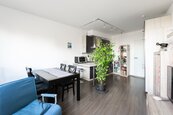 Prodej bytu 2+kk/B, novostavba, garážové stání, metro Pankrác, cena 10490000 CZK / objekt, nabízí 