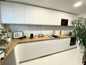 3+1/L, 79 m2, 7 p., částečně zařízen, ul. Láskova, Praha 4 Chodov, cena 29900 CZK / objekt / měsíc, nabízí 