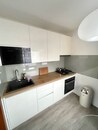 2+kk, 2 p., 40 m2, panel, částečně vybaven, ul. Dubrovnická, Praha 5 Košíře, cena 6590000 CZK / objekt, nabízí Ullmann - real