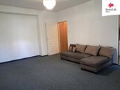 Pronájem bytu 1+1 38 m2 Na Petřinách, Praha, cena 14000 CZK / objekt / měsíc, nabízí 