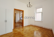 Pronájem, Byt 2+1, Praha 1, cena 25000 CZK / objekt / měsíc, nabízí Realitní kancelář Donna