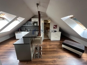 Pronájem, Byt 2+kk, Praha 10, cena 24000 CZK / objekt / měsíc, nabízí Realitní kancelář Donna