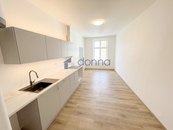 Pronájem, Byt 2+kk, Praha 2, cena 22000 CZK / objekt / měsíc, nabízí Realitní kancelář Donna