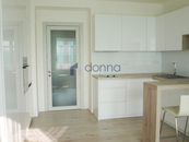 Pronájem, Byt 1+kk, Praha 10, cena 15000 CZK / objekt / měsíc, nabízí Realitní kancelář Donna
