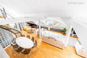 Pronájem luxusního mezonetového bytu 5+kk, 250 m2 + terasa a zimní zahrada + parkování u Palackého n, cena 125000 CZK / objekt / měsíc, nabízí 