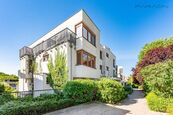 Pronájem krásného bytu 2+kk (81m2), terasa, parkovací místo, Praha 5 - Smíchov, Na Císařce, cena 28000 CZK / objekt, nabízí Faraon Reality, s.r.o.