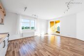 Pronájem bytu, 3+KK, (76 m2), s lodžií - Vivus Uhříněves, Praha 10, cena 28490 CZK / objekt, nabízí Faraon Reality, s.r.o.