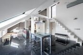 Prodej podkrovního bytu 3+kk (115 m2) s balkonem, Křemencova, Praha 1 - Nové Město, cena 19990000 CZK / objekt, nabízí 