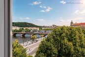 Pronájem luxusního bytu 3+1, 108 m2 u Palackého nám., ul. Dřevná, Praha 2 - Nové Město, cena 58000 CZK / objekt / měsíc, nabízí Faraon Reality, s.r.o.