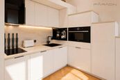 Pronájem designového bytu po rekonstrukcí 1+kk, 28 m2 + sklep, ul. Havelská, Praha 1 - Staré Město, cena 26900 CZK / objekt, nabízí 
