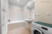 Ateliér 37 m2, terasa 6 m2, Praha 10-Vršovice, ul. 28 pluku, cena 16800 CZK / objekt, nabízí Faraon Reality, s.r.o.