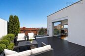 Pronájem bytu 3+kk, terasa, (146m + 76m2 terasa), 2 parkovací místa, sklep (146m2), cena 56000 CZK / objekt / měsíc, nabízí Faraon Reality, s.r.o.