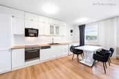 Prodej bytu 3+KK (95 m2) s lodžií, Praha 6, Řepy, cena 13000000 CZK / objekt, nabízí 
