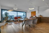 Prodej bytu 4KK, 110 m2, 2 terasy 33m2, Dvougaraž, zahrada, cena 20990000 CZK / objekt / měsíc, nabízí 