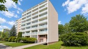 Pronájem bytu 3+1/L, 71 m2 v ul. Španielova, Praha, cena 27000 CZK / objekt / měsíc, nabízí CENTURY 21 Premium