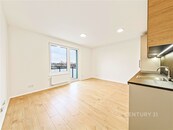 Pronájem 1+kk, Strančická, Praha 10, cena 18499 CZK / objekt / měsíc, nabízí CENTURY 21 Ruby