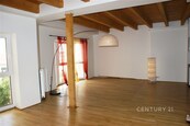 Pronájem 2+kk , 120m2, Korunní, Praha 3, cena 28000 CZK / objekt / měsíc, nabízí CENTURY 21 Ruby