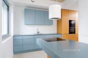 Novostavba luxusního mezonetového bytu 5+kk se dvěma terasami, 200 m2, v Krči, cena 28500000 CZK / objekt, nabízí 