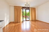 Prodej bytu 1+kk 36 m2 Plzeňská, Praha, cena 6800000 CZK / objekt, nabízí 