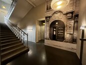 Prodej bytu 2+kk, Garážový BOX pod uzavřením k bytu - v Top centru města , Praha 1, cena 14900000 CZK / objekt, nabízí REKAL s.r.o.