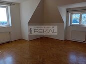 Byt v ul. Evropská 3+kk+pracovna, cena 27000 CZK / objekt / měsíc, nabízí REKAL s.r.o.