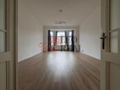 Pronájem bytu 1+1 o velikosti 43 m2, cena 17500 CZK / objekt / měsíc, nabízí LeoReal