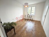 Pronájem bytu 2+1, 51 m2 + balkon - klidné místo u univerzity, cena 23900 CZK / objekt / měsíc, nabízí LeoReal