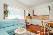 Pronájem zařízeného útulného bytu 2+kk s parkovacím stáním pod Trojou, cena 23400 CZK / objekt / měsíc, nabízí Aktivreality
