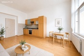 Pronájem bytu 2+kk, 48 m2, Praha - Nusle., cena 23000 CZK / objekt / měsíc, nabízí COREACT reality s.r.o.