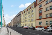 Byt 4+kk, 104 m2, po kompletní rekonstrukci, Praha - Holešovice, ulice Veletržní, blízko Stromovka a Letenské sady, cena 18200000 CZK / objekt, nabízí 